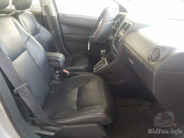 Купить бу DODGE CALIBER 2.4 2011 года в США