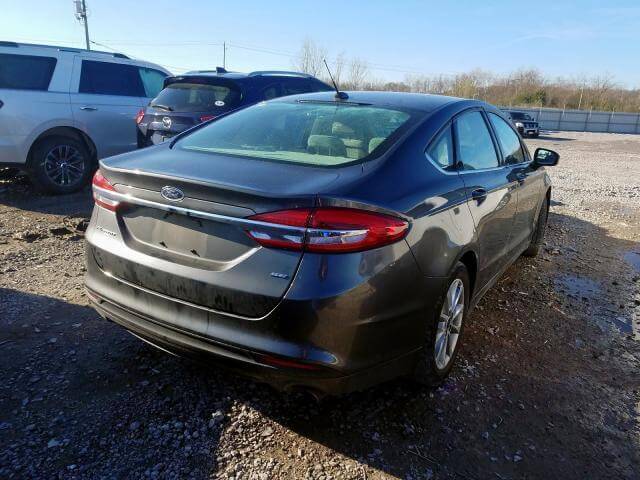 Kupit-bu-FORD-FUSION-2017-goda-v-SShA-7