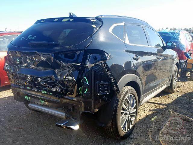 Купить б/у Hyundai Tucson 2.4 2019 года в США