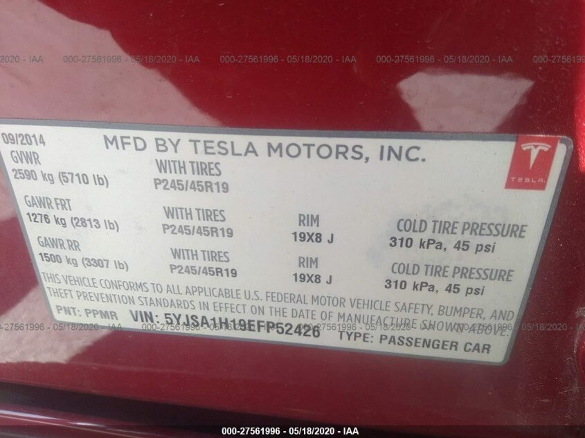 Купить бу TESLA MODEL S RED 2014 года в США