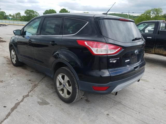 Купить б/уFORD ESCAPE SE 2013 года в США