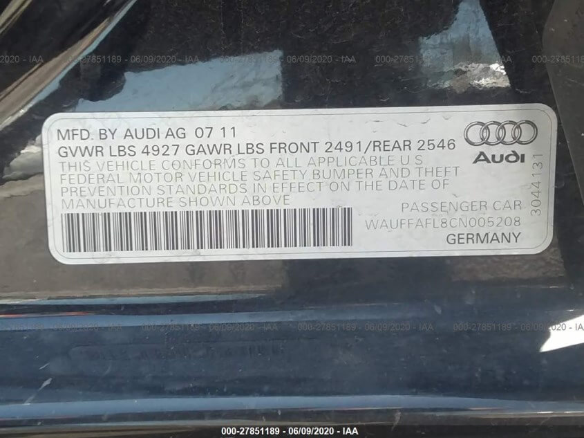 Купить бу AUDI A4 PREMIUM PLUS 2012 года В США