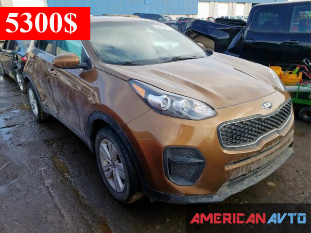 Купить бу KIA SPORTAGE LX 2017 года в США