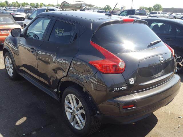 Купить бу NISSAN JUKE 1.6 2013 года в США