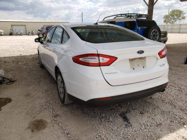 Купить бу FORD FUSION 2.5 2013 года в США