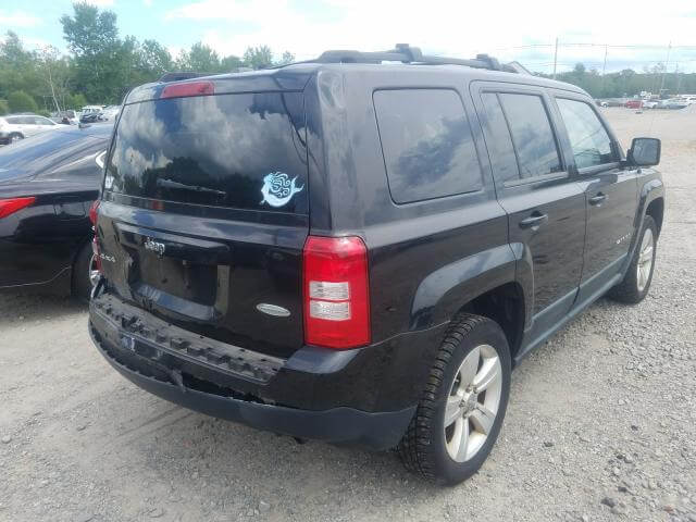 Купить б/у JEEP PATRIOT SPORT 2011 года в США