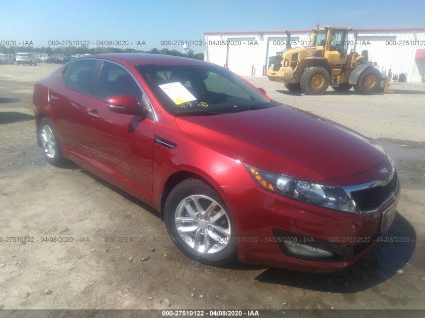 Купить бу KIA OPTIMA LX 2013 года в США