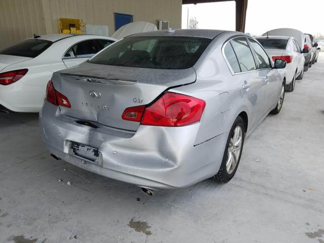 Купить INFINITI G37 BASE 2013 года в США