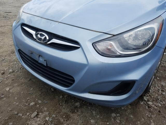 Купить бу HYUNDAI ACCENT GLS 2012 года в США