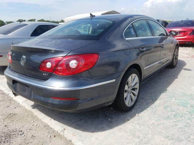 Купить бу Volkswagen Cc Sport 2012 года в США