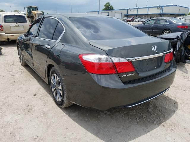 Купить буHONDA ACCORD 2.4 2014 года в США