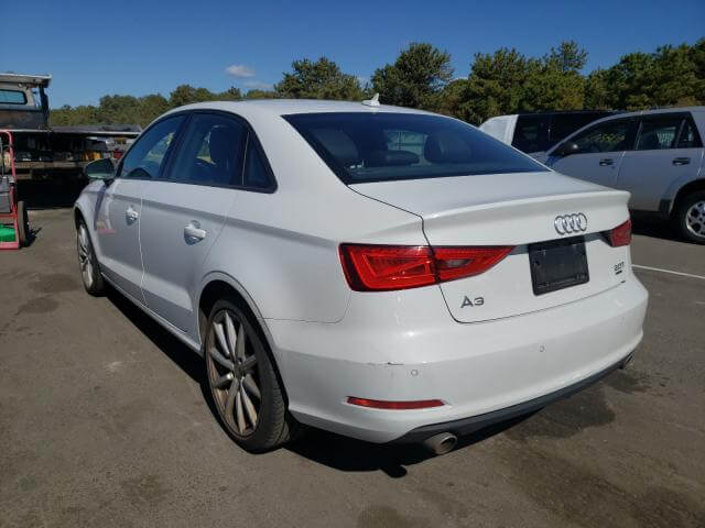 Купить  AUDI A3 PREMIUM 2015 года в США