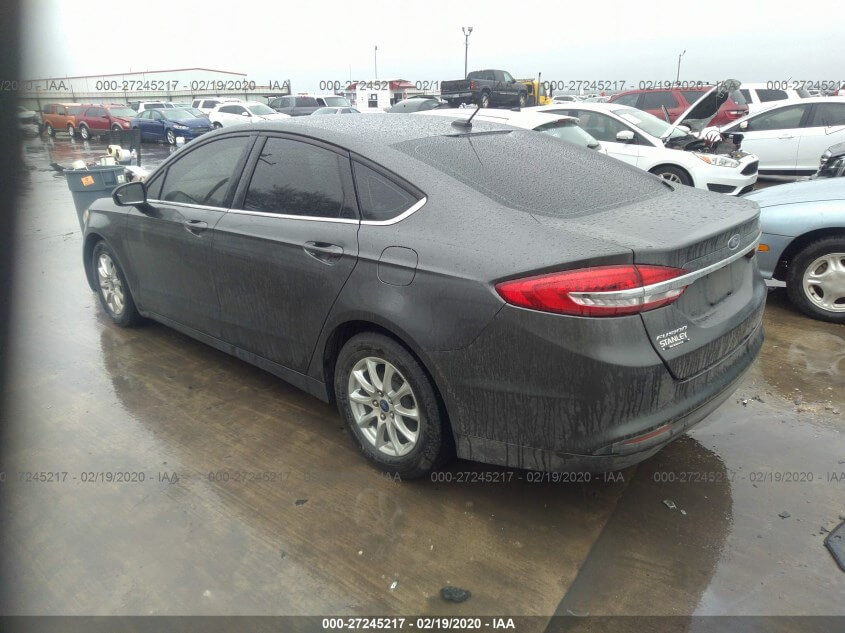 Купить FORD FUSION S 2017 года в США