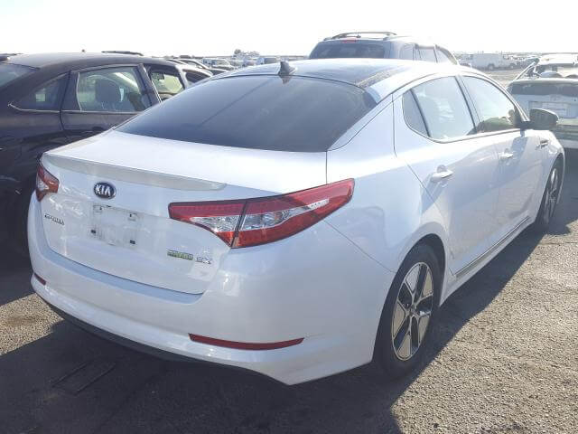 Купить KIA OPTIMA HYBRID 2013 года в США