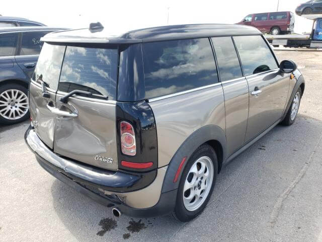 Купить MINI COOPER CLUBMAN 2013 года в США