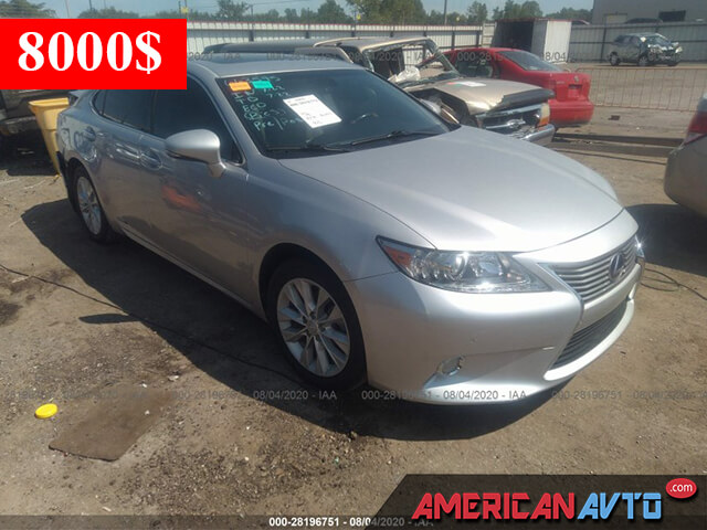 Купить LEXUS ES 300H 2013 года в США