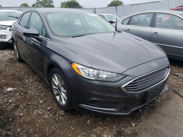 Купить б/у FORD FUSION 2017 года в США