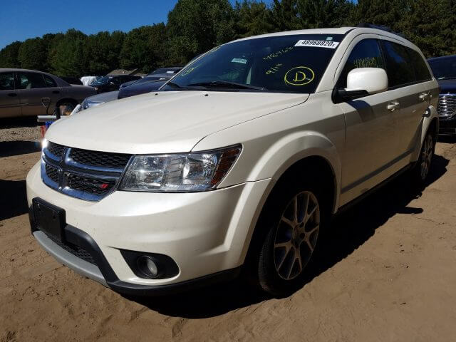 Купить белую бу Dodge Journey 3.6 2014 года в США