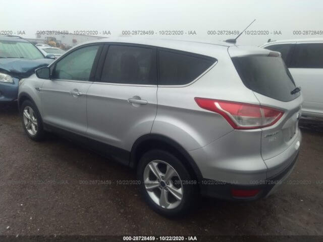 Купить бу FORD ESCAPE SE 2014 года в США