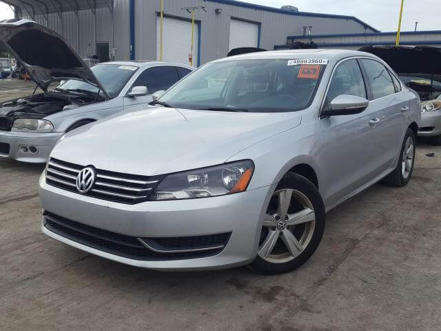 Купить VOLKSWAGEN PASSAT SEL 2012