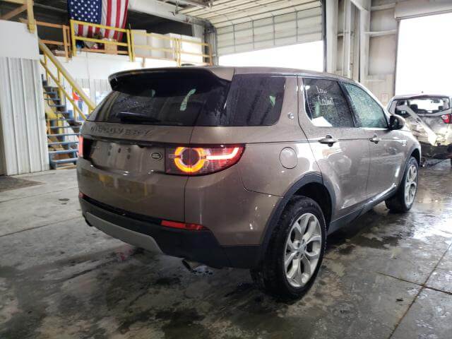 Купить LAND ROVER DISCOVERY SPORT HSE 2015 года в США