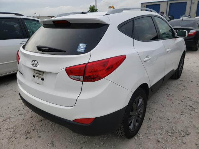 Купить бу HYUNDAI TUCSON GLS 2014 года в США