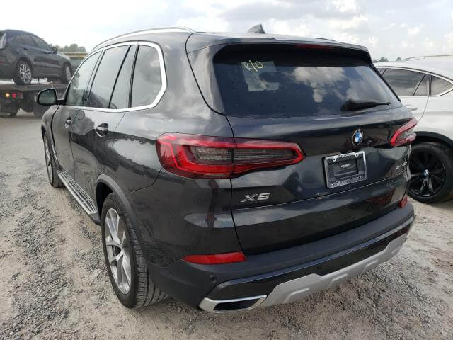 Купить бу BMW X5 SDRIVE 40I 2020 года в США