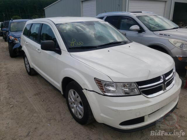 Купить бу Dodge Journey Se 2014 года в США