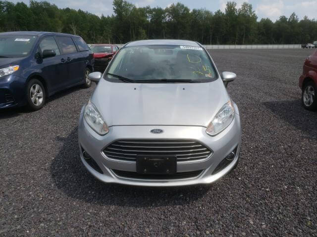 Купить FORD FIESTA TITANIUM 2014 года в США (9)