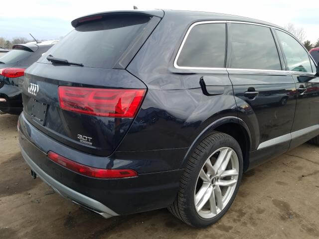 Купить бу AUDI Q7 PRESTIGE 2017 года в США