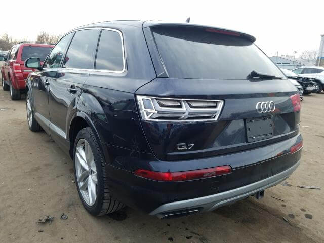 Купить бу AUDI Q7 PRESTIGE 2017 года в США