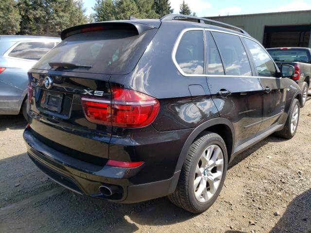 Купить бу BMW X5 XDRIVE35I 2013 года в США