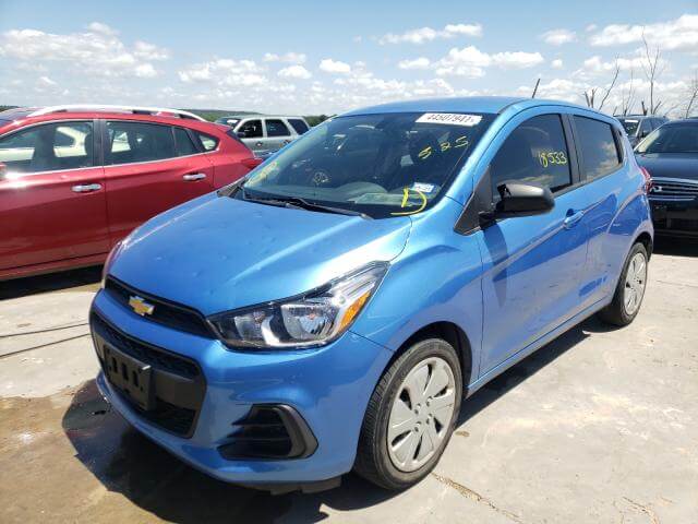 Купить бу CHEVROLET SPARK LS 2016 года в США