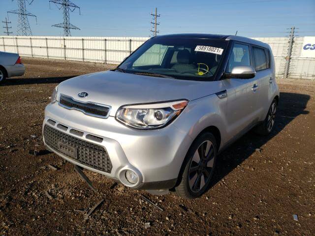 Купить бу KIA SOUL 2015 года в США