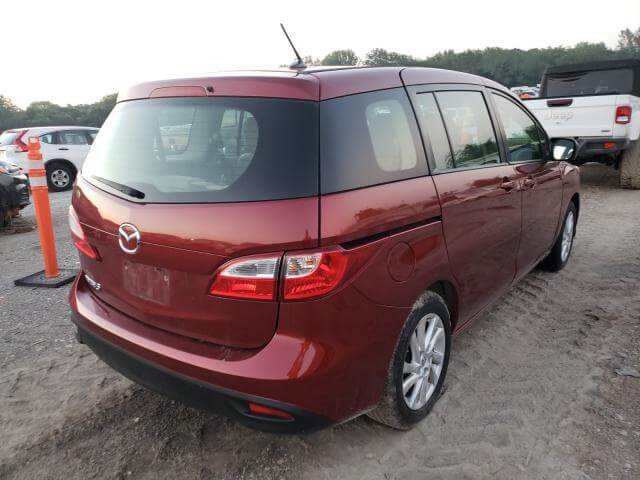 Купить бу MAZDA 5 2012 года в США