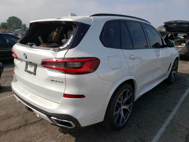 Купить б\у BMW X5 XDRIVE40I 2019 года в США