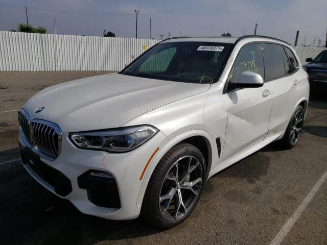 Купить б\у BMW X5 XDRIVE40I 2019 года в США