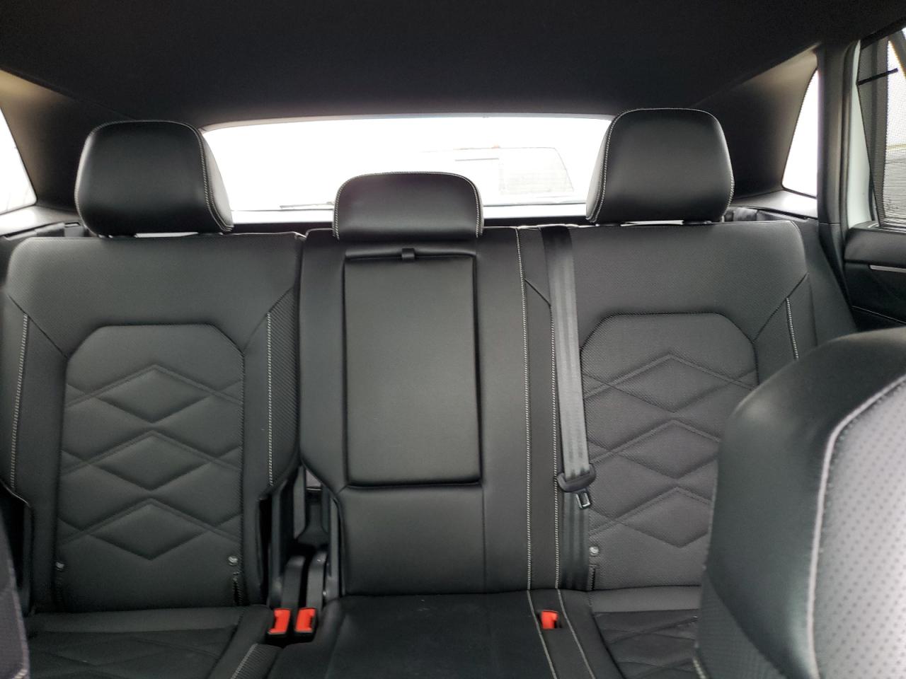 Купить б/у VOLKSWAGEN ATLAS CROSS SPORT 2024 года в США, Фольксваген атлас 2024 из США, Купить б/у VOLKSWAGEN ATLAS CROSS SPORT 2024 года в США