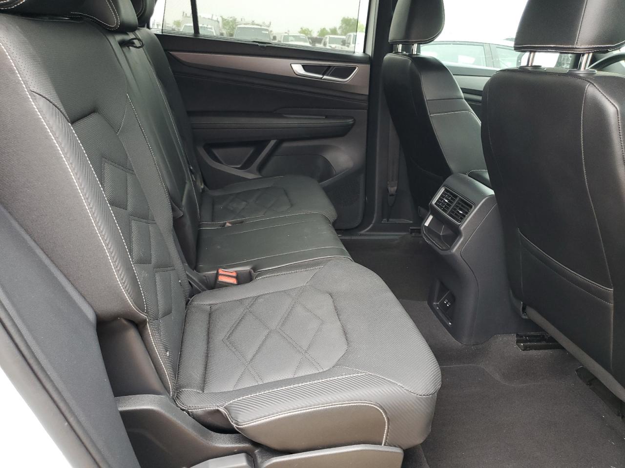 Купить б/у VOLKSWAGEN ATLAS CROSS SPORT 2024 года в США, Фольксваген атлас 2024 из США, Купить б/у VOLKSWAGEN ATLAS CROSS SPORT 2024 года в США
