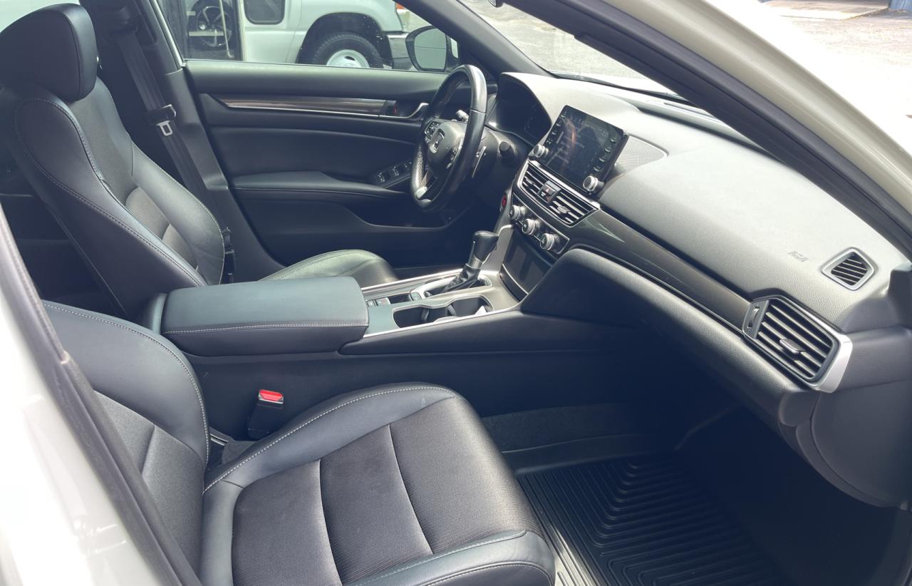 Купить б/у HONDA ACCORD SPORT 2020 года в США, ХОНДА АКОРД 2020 из США, Купить б/у HONDA ACCORD SPORT 2020 года в США