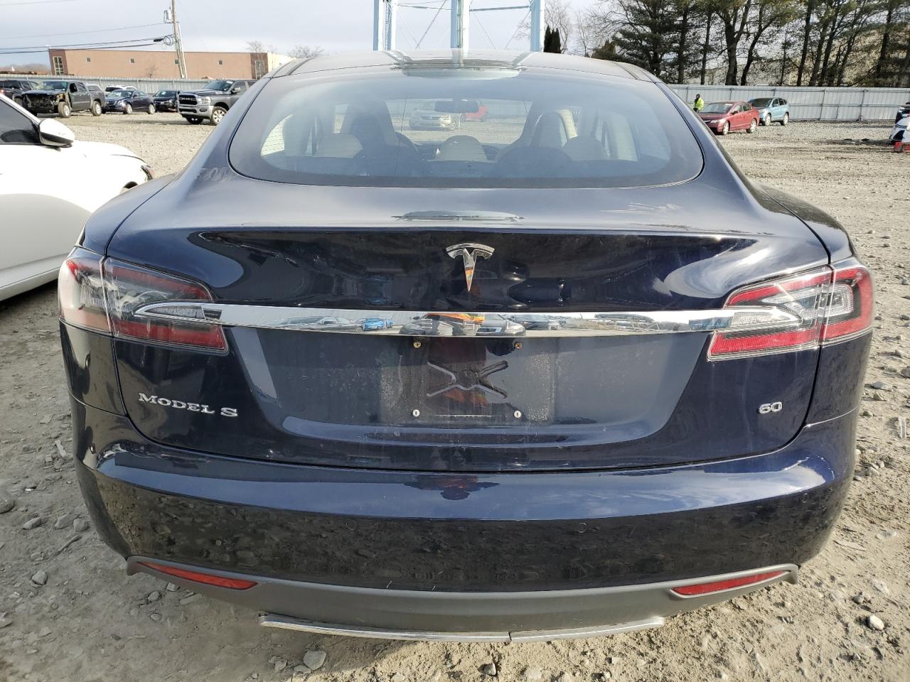 Купить б/у TESLA MODEL S 2015 года в США, ТЕСЛА С 2015 из США, Купить б/у TESLA MODEL S 2015 года в США
