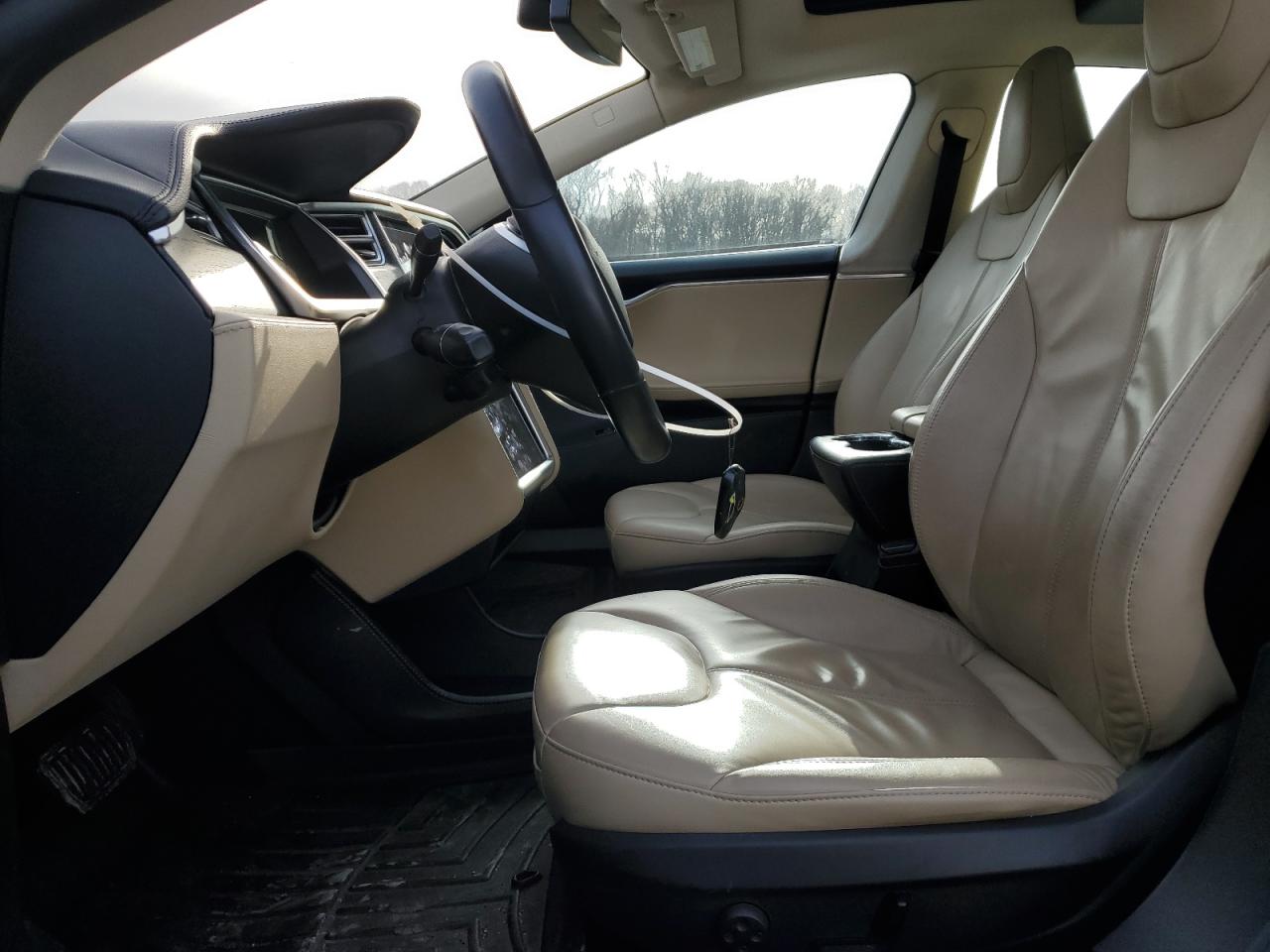 Купить б/у TESLA MODEL S 2015 года в США, ТЕСЛА С 2015 из США, Купить б/у TESLA MODEL S 2015 года в США