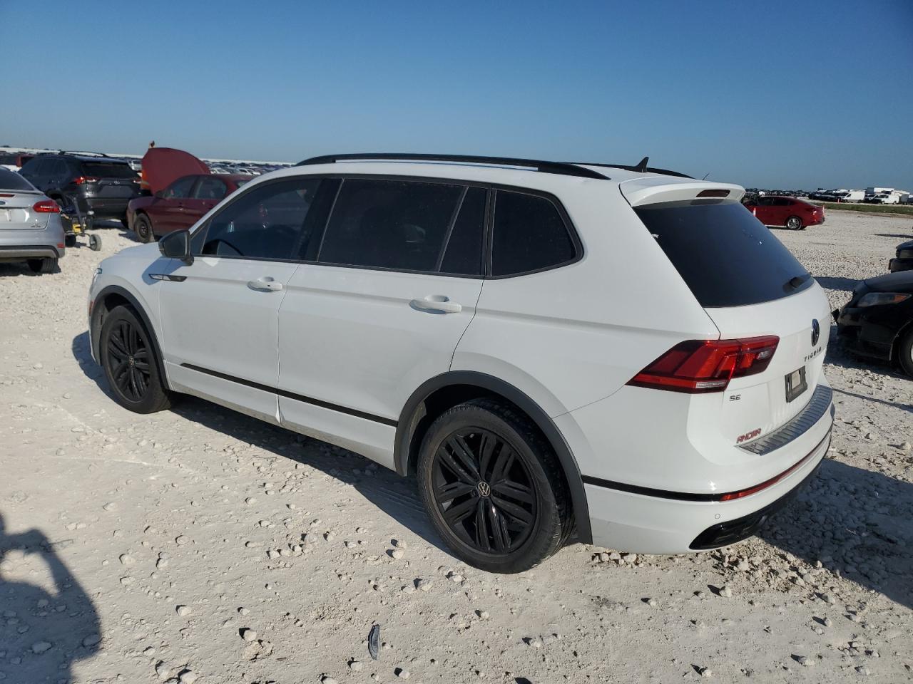 Купить б/у VOLKSWAGEN TIGUAN SE 2022 года в США, ТИГУАН СЕ 2022 из США, Купить б/у VOLKSWAGEN TIGUAN SE 2022 года в США
