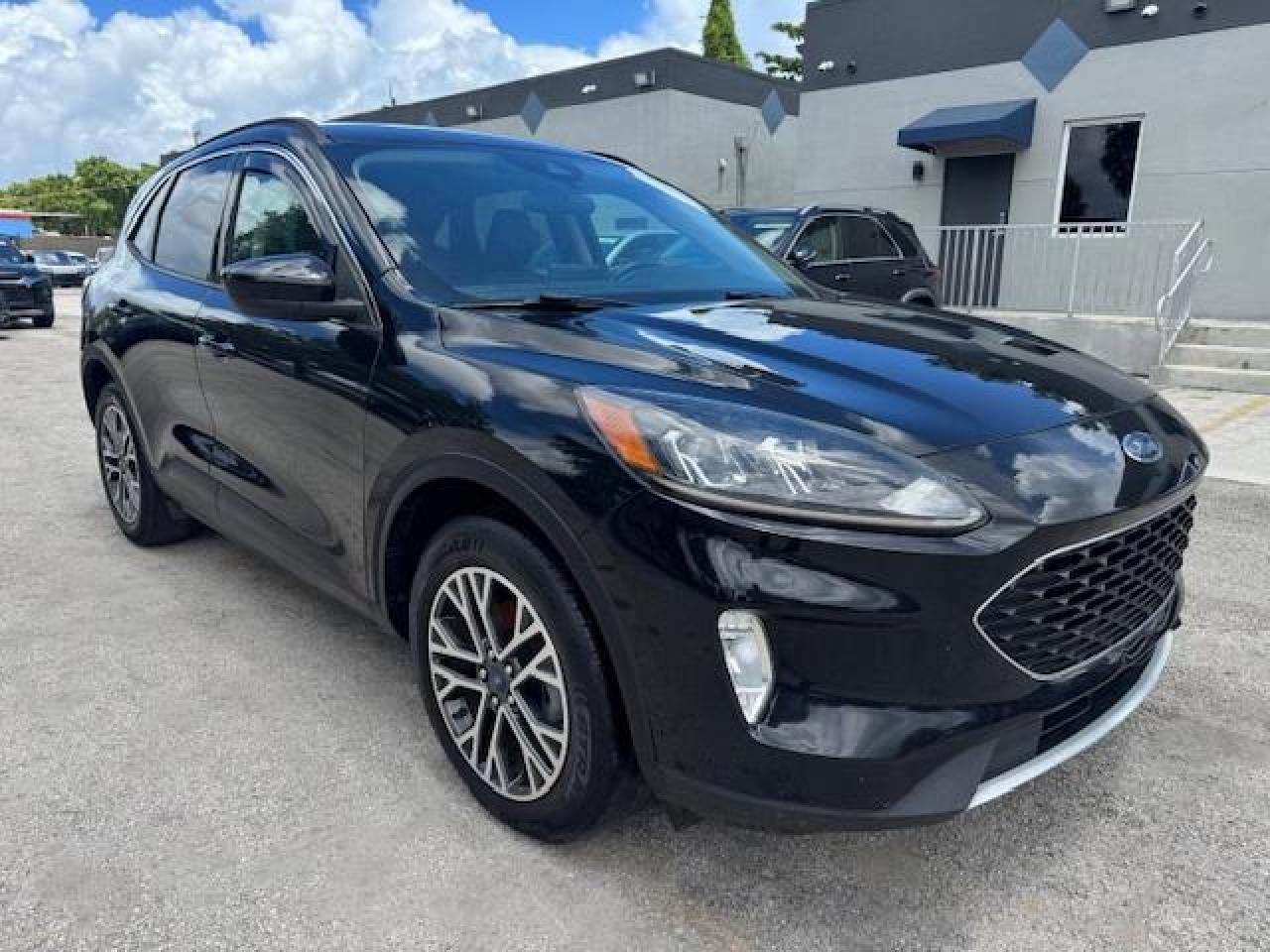 Купить б/у FORD ESCAPE SEL 2020 года в США, ФОРД ЭСКЕЙП 2020 из США, Купить б/у FORD ESCAPE SEL 2020 года в США