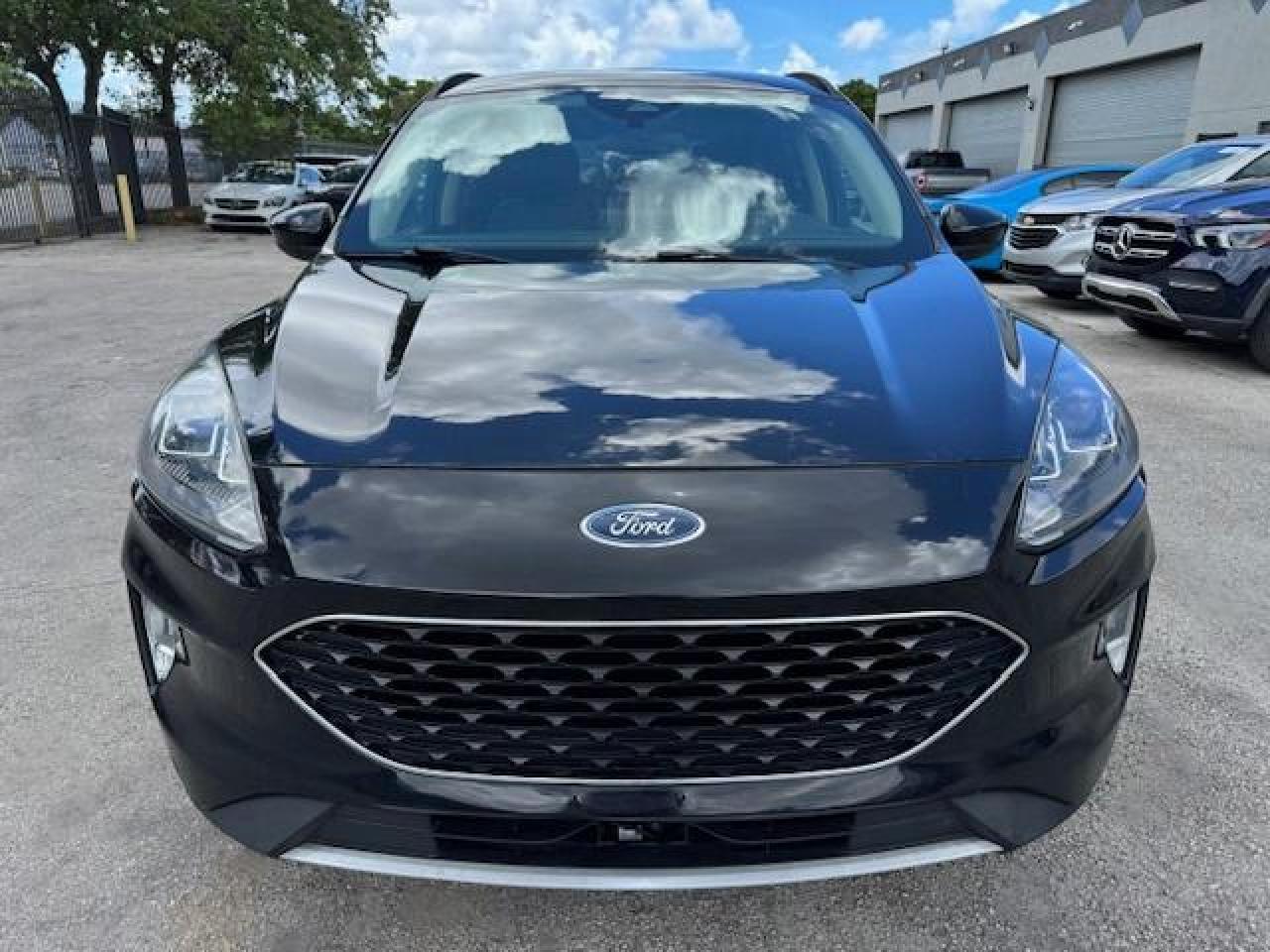 Купить б/у FORD ESCAPE SEL 2020 года в США, ФОРД ЭСКЕЙП 2020 из США, Купить б/у FORD ESCAPE SEL 2020 года в США