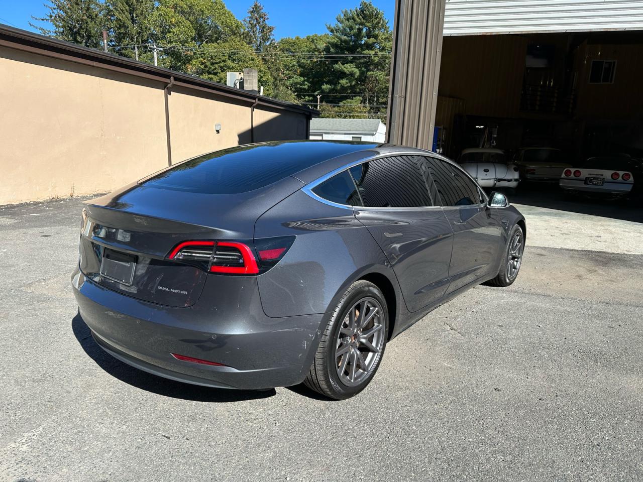 Купить б/у TESLA MODEL 3 2019 года в США, ТЕСЛА 3 2019 года из США, Купить б/у TESLA MODEL 3 2019 года года в США