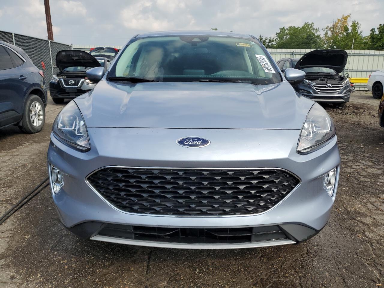 Купить б/у FORD Escape 2022 года в США, ФОРД ескейп из США, Купить б/у FORD Escape 2022 года в США