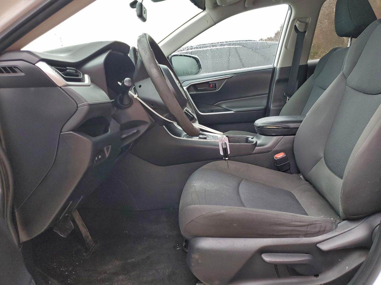 Купить б/у TOYOTA RAV4 LE Hybrid 2019 года в США, ТОЙОТА РАВ4 2019 из США, Купить б/у TOYOTA RAV4 LE Hybrid 2019 года в США