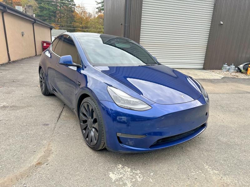 Купить б/у TESLA MODEL Y 2021 года в США, ТЕСЛА вай 2021 из США, Купить б/у TESLA MODEL Y 2021 года в США