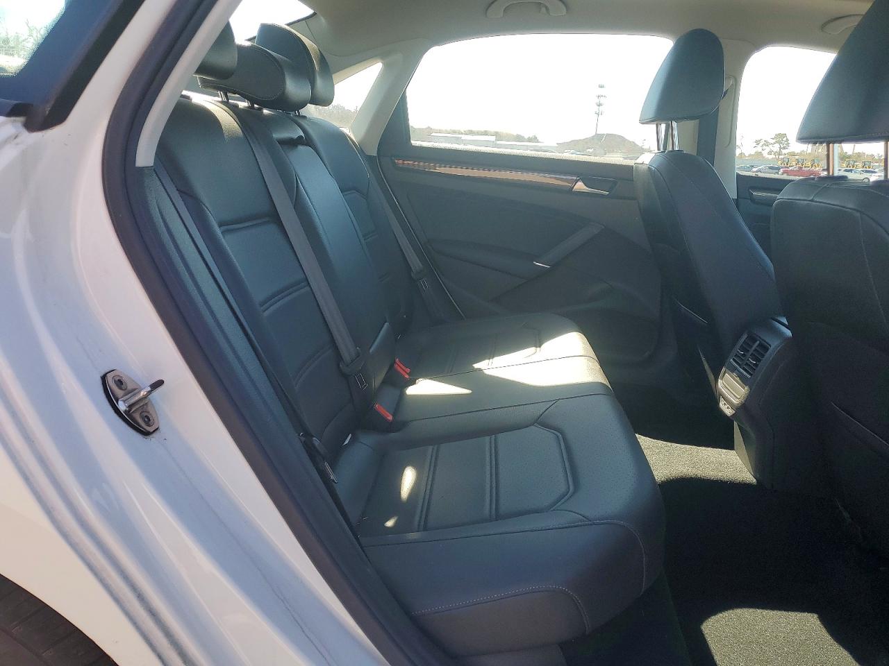 Купить б/у VOLKSWAGEN PASSAT R-LINE 2020 года в США, ТИГУАН СЕ 2020 из США, Купить б/у VOLKSWAGEN PASSAT R-LINE 2020 года в США